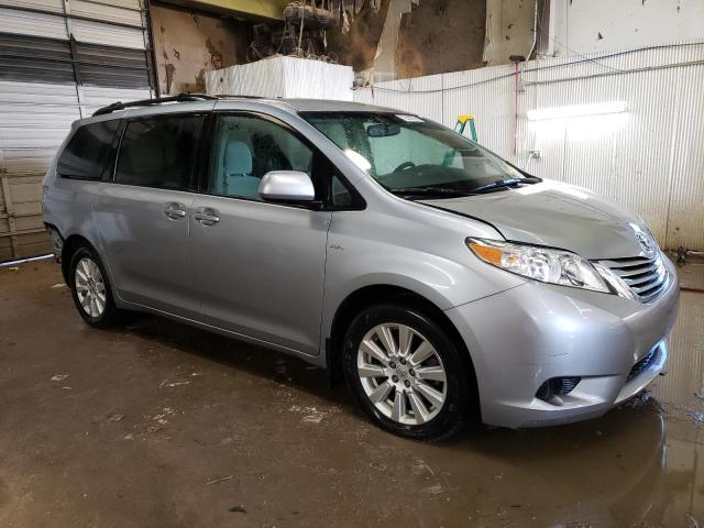 Photo 4 from auction – 2017 TOYOTA SIENNA LE with VIN 5TDJZ3DC5HS157404