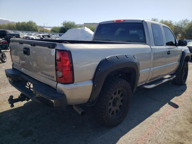 Photo 3 from auction – 2003 CHEVROLET SILVERADO with VIN 2GCEC19T631230506