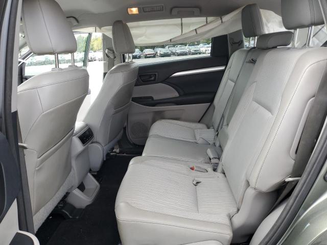 Photo 11 from auction – 2015 TOYOTA HIGHLANDER with VIN 5TDZKRFH2FS052836