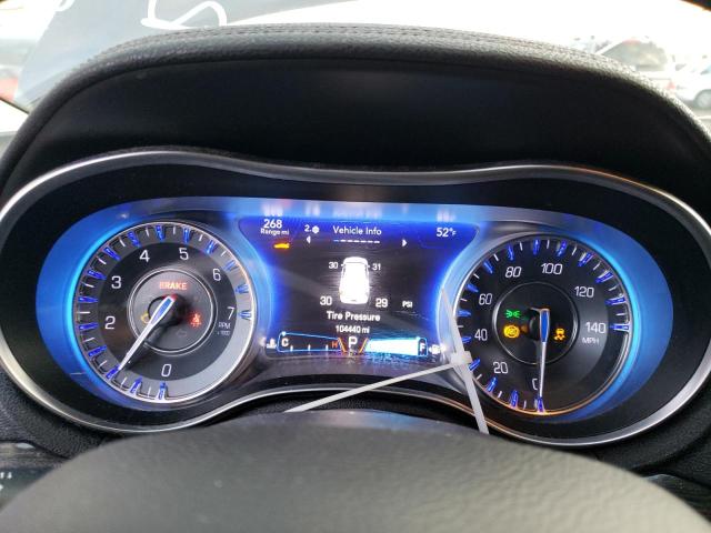 Photo 9 from auction – 2015 CHRYSLER 300 LIMITE with VIN 2C3CCAAG4FH932040