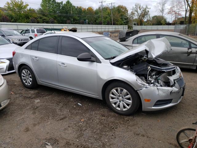 Photo 4 from auction – 2011 CHEVROLET CRUZE LS with VIN 1G1PC5SH7B7282744