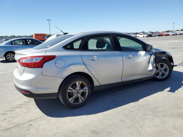 Photo 3 from auction – 2014 FORD FOCUS with VIN 1FADP3F24EL161549