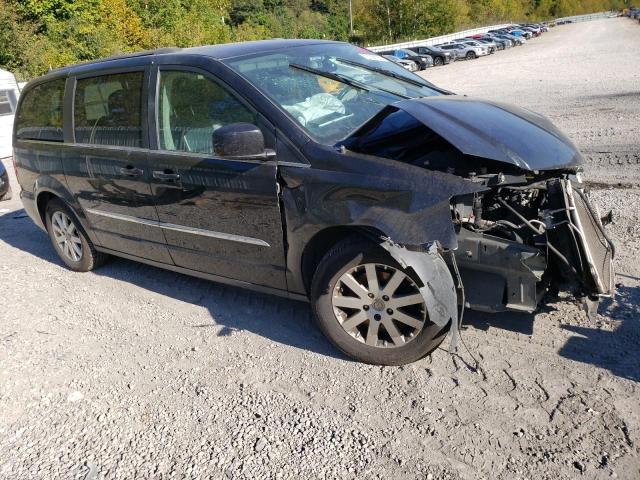 Photo 4 from auction – 2015 CHRYSLER TOWN & COU with VIN 2C4RC1BG8FR694661