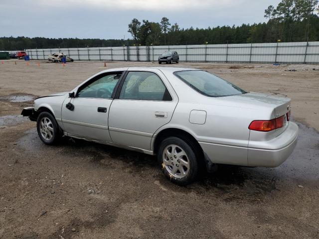 Photo 2 from auction – 2000 TOYOTA CAMRY LE with VIN 4T1BF28K6YU102590