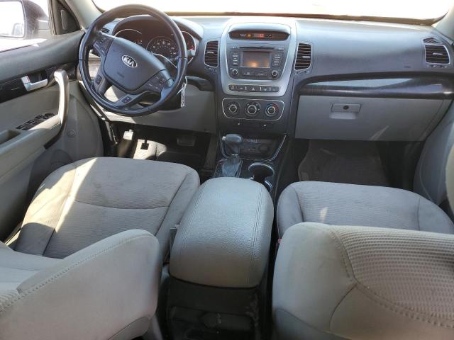 Photo 8 from auction – 2015 KIA SORENTO LX with VIN 5XYKTDA65FG613048