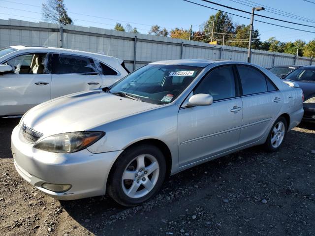 TOYOTA CAMRY LE 2004 with VIN 4T1BE32K34U816401 - Photo from auction