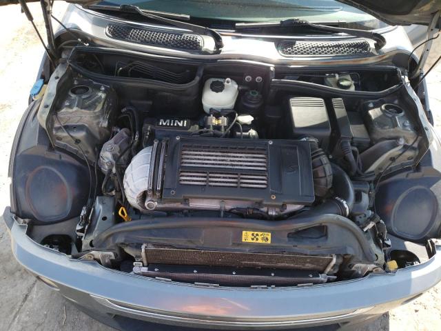 Photo 11 from auction – 2005 MINI COOPER S with VIN WMWRE33505TL10749