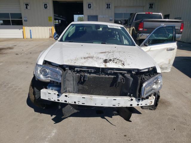 Photo 5 from auction – 2016 CHRYSLER 300C with VIN 2C3CCAEGXGH123606