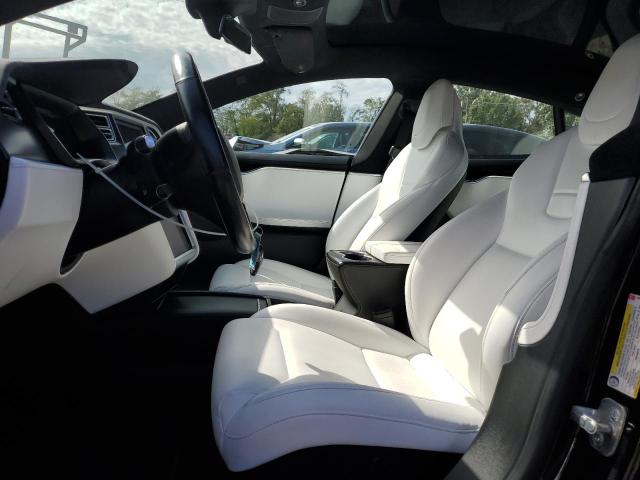 Photo 7 from auction – 2017 TESLA MODEL S with VIN 5YJSA1E25HF198464