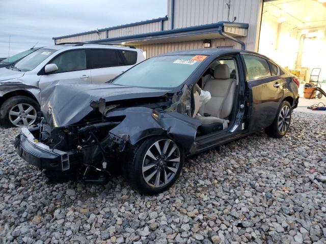 NISSAN ALTIMA 2.5 2017 with VIN 1N4AL3AP3HC219317 - Photo from auction