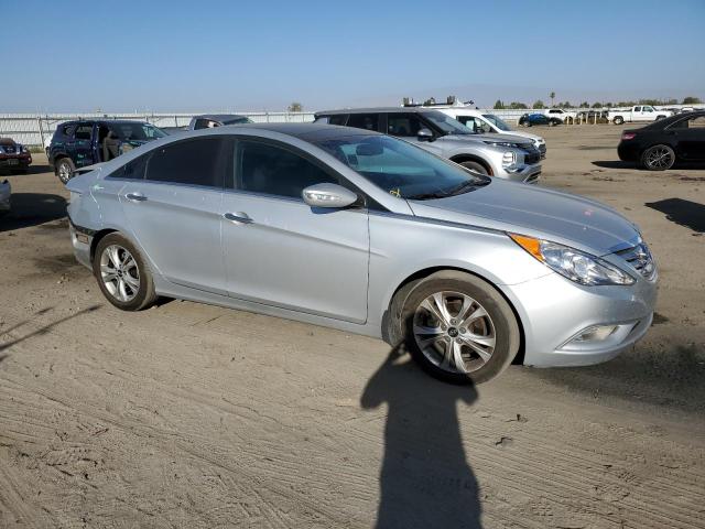 Photo 4 from auction – 2013 HYUNDAI SONATA SE with VIN 5NPEC4AC6DH614346