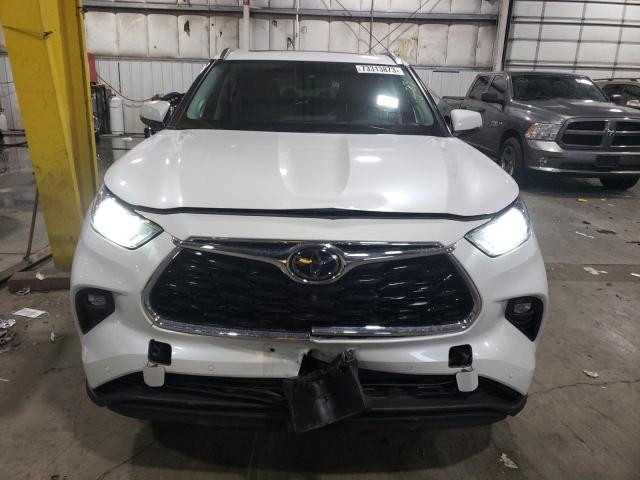 Photo 5 from auction – 2022 TOYOTA HIGHLANDER with VIN 5TDDZRBH7NS167703