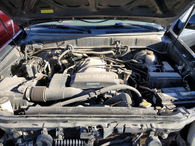 Photo 11 from auction – 2001 TOYOTA SEQUOIA SR with VIN 5TDBT44A71S035952