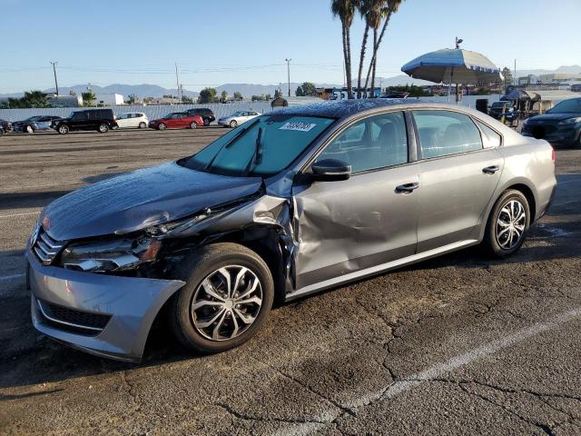 VOLKSWAGEN PASSAT S 2014 with VIN 1VWAT7A38EC039130 - Photo from auction