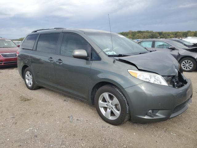 Photo 4 from auction – 2013 TOYOTA SIENNA LE with VIN 5TDKK3DC8DS294954