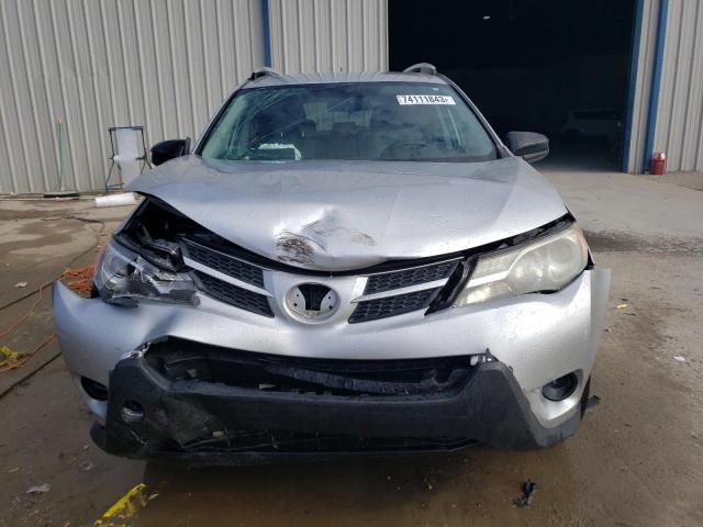 Photo 5 from auction – 2015 TOYOTA RAV4 LE with VIN 2T3BFREV2FW291377