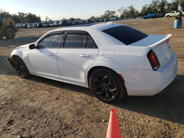 Photo 2 from auction – 2019 CHRYSLER 300 S with VIN 2C3CCABT2KH622930