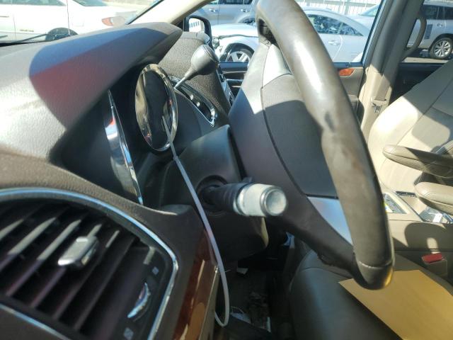 Photo 9 from auction – 2016 CHRYSLER TOWN & COU with VIN 2C4RC1CGXGR239357