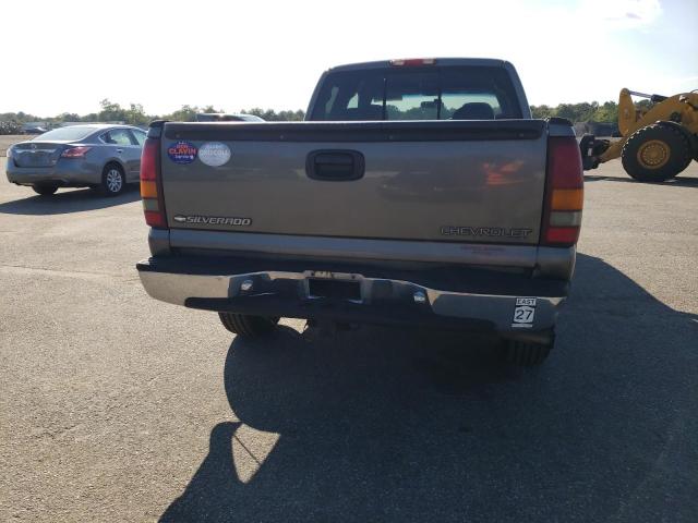 Photo 6 from auction – 2000 CHEVROLET SILVERADO with VIN 2GCEK19V3Y1282199