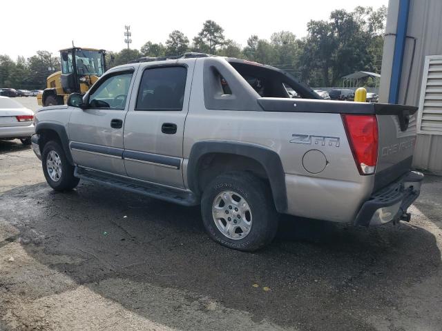Photo 2 from auction – 2004 CHEVROLET AVALANCHE with VIN 3GNEC12T54G184290