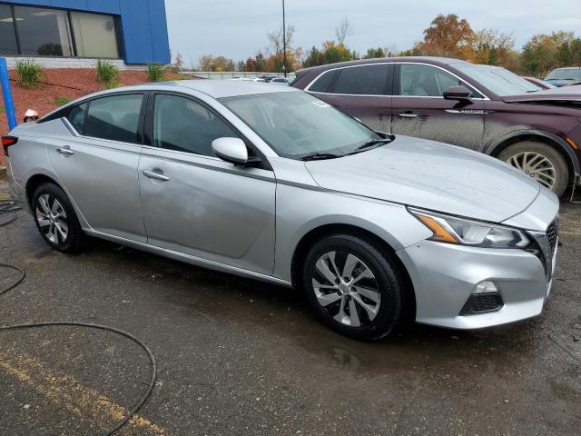 Photo 4 from auction – 2019 NISSAN ALTIMA S with VIN 1N4BL4BV1KN323565
