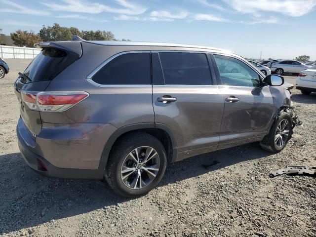 Photo 3 from auction – 2016 TOYOTA HIGHLANDER with VIN 5TDKKRFH3GS135095