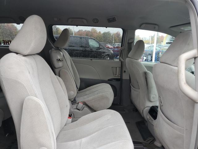 Photo 11 from auction – 2014 TOYOTA SIENNA LE with VIN 5TDKK3DC6ES491106