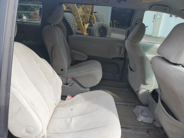 Photo 11 from auction – 2011 TOYOTA SIENNA LE with VIN 5TDJK3DC8BS010389