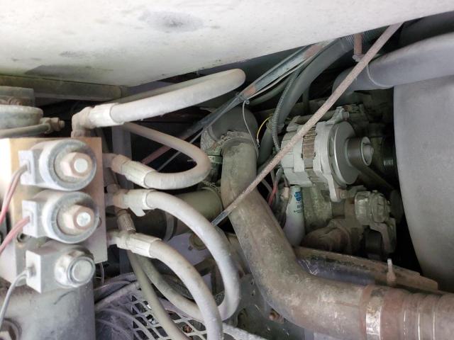 Photo 7 from auction – 1999 FREIGHTLINER CHASSIS X with VIN 4UZ6XFBC5XCB63461