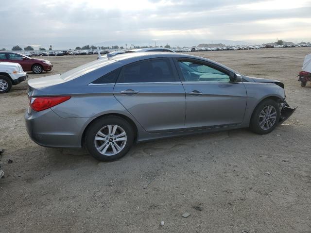 Photo 3 from auction – 2013 HYUNDAI SONATA GLS with VIN 5NPEB4AC9DH718218