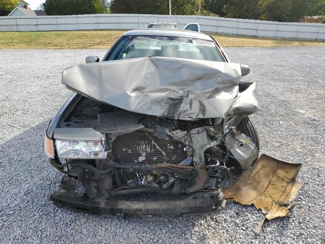 Photo 5 from auction – 2001 MERCURY GRAND MARQ with VIN 2MEFM75W01X650050