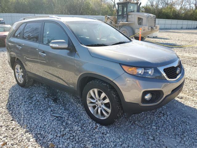 Photo 4 from auction – 2011 KIA SORENTO BA with VIN 5XYKTDA29BG067474