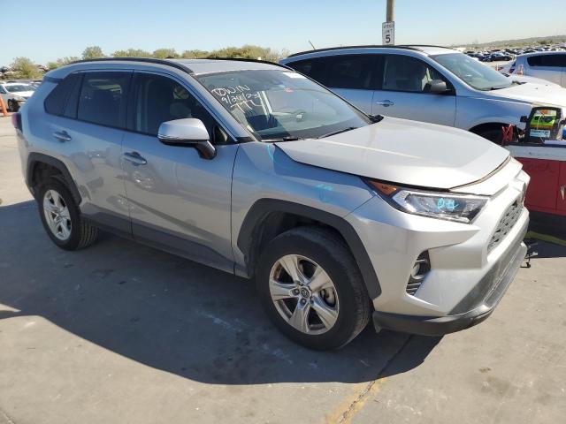 Photo 4 from auction – 2019 TOYOTA RAV4 XLE with VIN 2T3W1RFV4KW042152