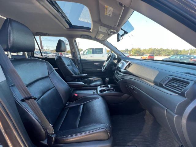 Photo 5 from auction – 2017 HONDA PILOT EXL with VIN 5FNYF6H59HB062434