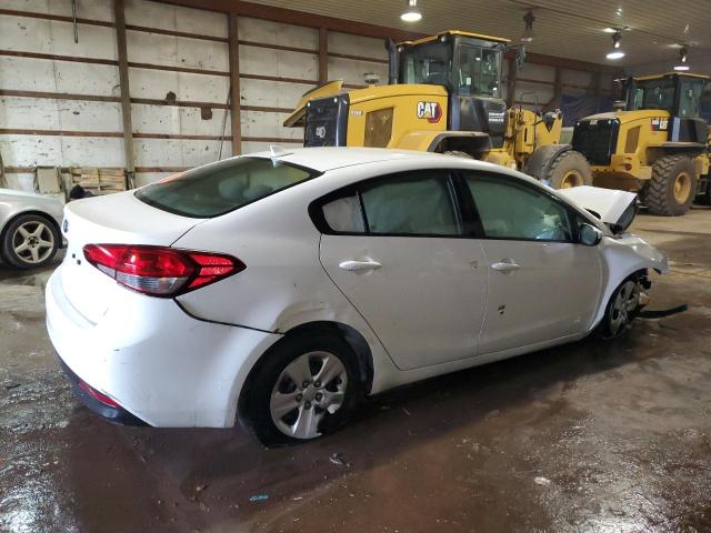 Photo 3 from auction – 2017 KIA FORTE LX with VIN 3KPFK4A76HE082696