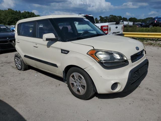 Photo 4 from auction – 2013 KIA SOUL with VIN KNDJT2A58D7513446