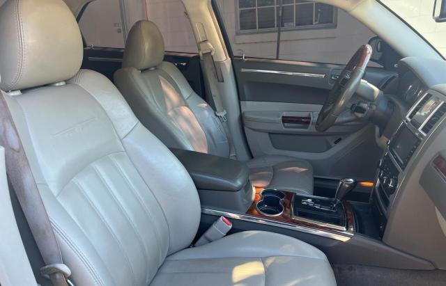 Photo 5 from auction – 2010 CHRYSLER 300C with VIN 2C3CA6CT0AH141414