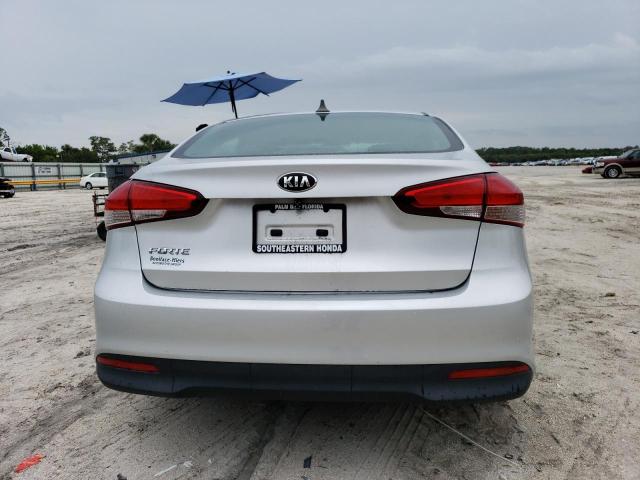Photo 6 from auction – 2017 KIA FORTE LX with VIN 3KPFK4A73HE025176