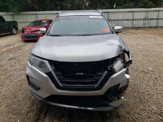 Photo 5 from auction – 2017 NISSAN ROGUE S with VIN KNMAT2MT2HP565137