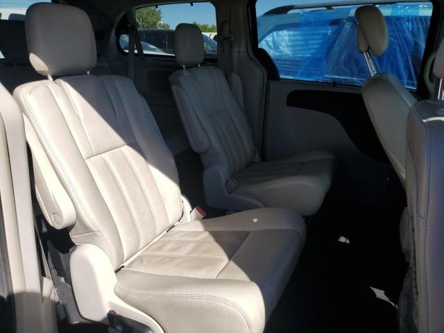 Photo 11 from auction – 2012 CHRYSLER TOWN & COU with VIN 2C4RC1CG5CR195925