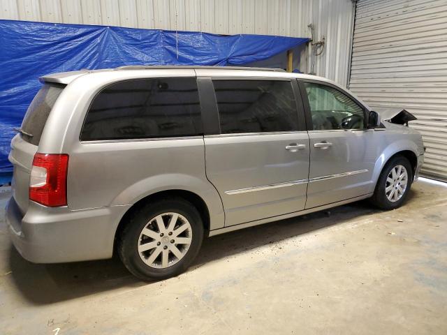 Photo 3 from auction – 2016 CHRYSLER TOWN & COU with VIN 2C4RC1BG3GR118509