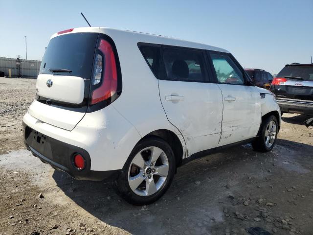 Photo 3 from auction – 2017 KIA SOUL with VIN KNDJN2A26H7491890