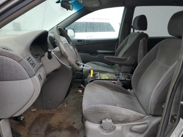 Photo 7 from auction – 2004 TOYOTA SIENNA CE with VIN 5TDZA23C14S175060