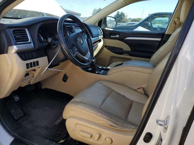 Photo 7 from auction – 2014 TOYOTA HIGHLANDER with VIN 5TDJKRFHXES037187