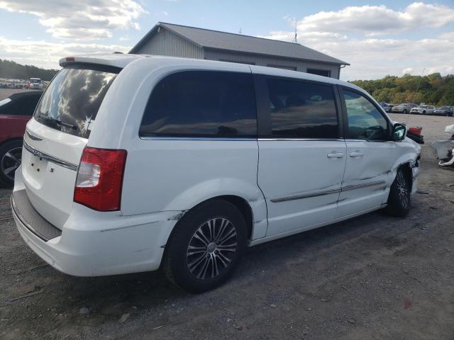 Photo 3 from auction – 2014 CHRYSLER TOWN & COU with VIN 2C4RC1HG8ER239945