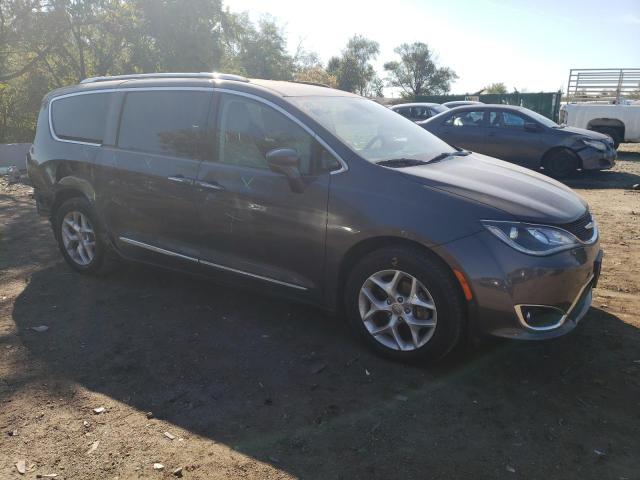 Photo 4 from auction – 2017 CHRYSLER PACIFICA T with VIN 2C4RC1EG3HR837949