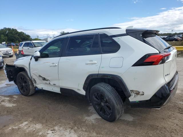 Photo 2 from auction – 2022 TOYOTA RAV4 SE with VIN JTM16RFV2NJ021637