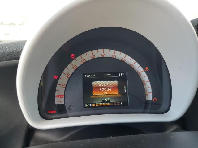 Photo 9 from auction – 2017 SMART FORTWO with VIN WMEFJ5DA5HK169407