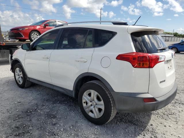 Photo 2 from auction – 2015 TOYOTA RAV4 LE with VIN JTMZFREV6FJ031500