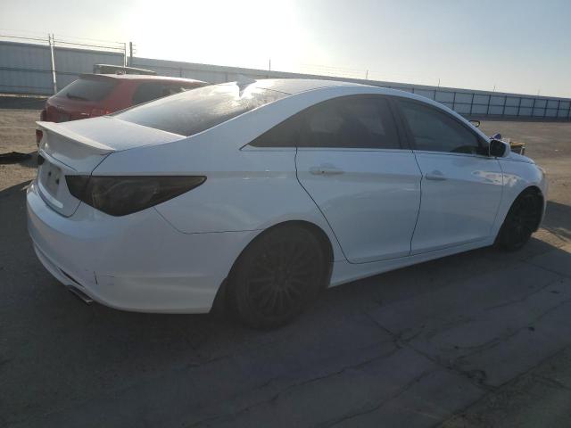 Photo 3 from auction – 2013 HYUNDAI SONATA SE with VIN 5NPEC4AB2DH639977